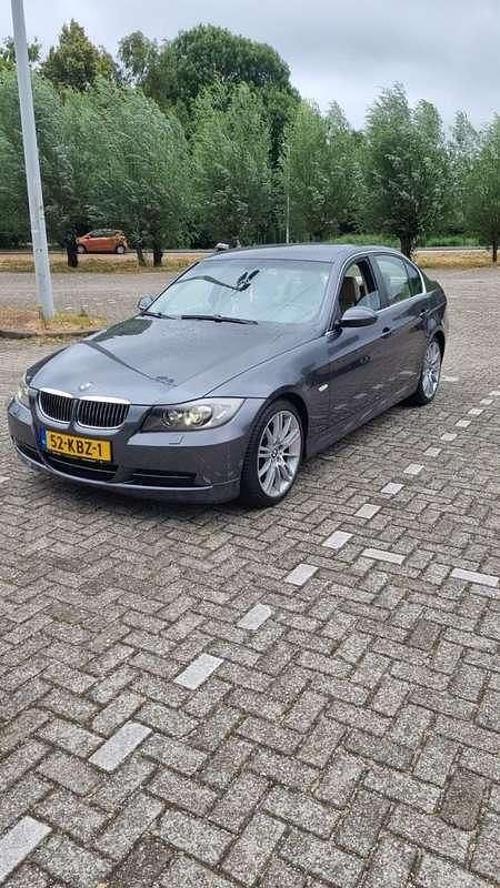Occasion BMW 330 258 PK (189 kW) 2005 Grijs Sedan