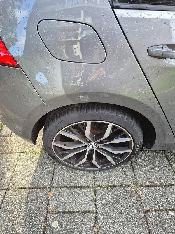 Grijs Gebruikt 2013 VW Golf VII Trendline Hatchback | € 4.650 (Eerlijke prijs) - Afbeelding 1/4