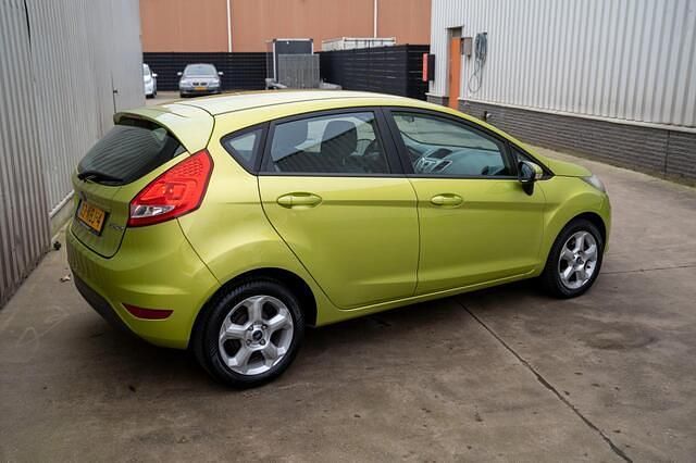 Occasion Ford Fiesta Limited 60 PK (44 kW) 2010 Groen Hatchback