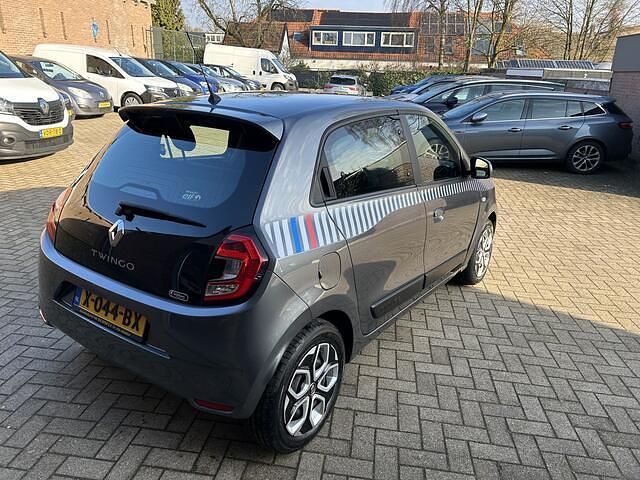 Occasion Renault Twingo Intens 74 PK (54 kW) 2019 Grijs (metallic) Hatchback