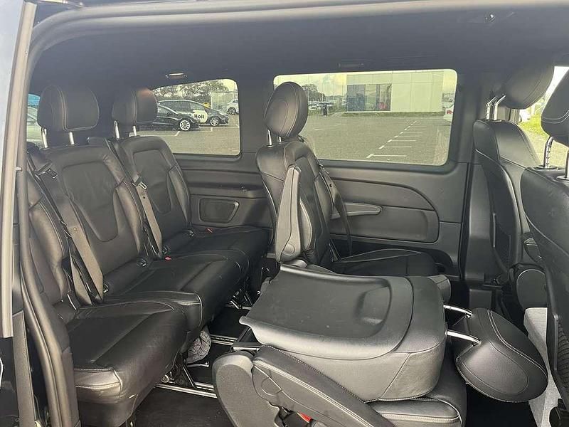 Zwart Gebruikt 2019 Mercedes V220 Edition MPV | € 40.000 (Duur) - Afbeelding 1/4