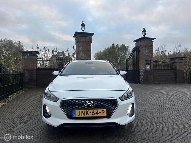 Occasion Hyundai i30 Premium 120 PK (88 kW) 2018 Wit Hatchback