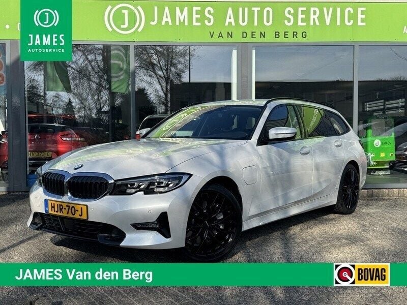 Wit Gebruikt 2021 BMW 330 Efficient Dynamics Stationwagen | € 30.896 (Super prijs) - Afbeelding 1/4