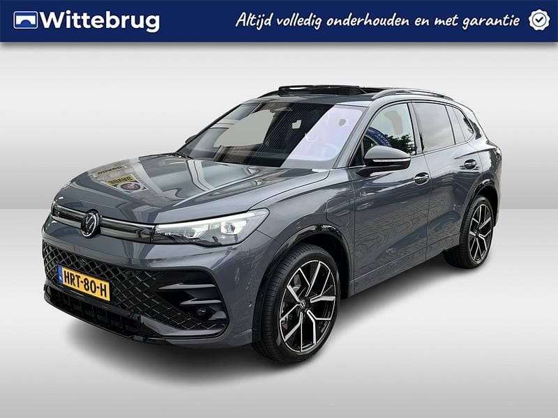 Grijs Gebruikt 2025 VW Tiguan R-line Edition SUV | € 54.950 (Super prijs) - Afbeelding 1/2