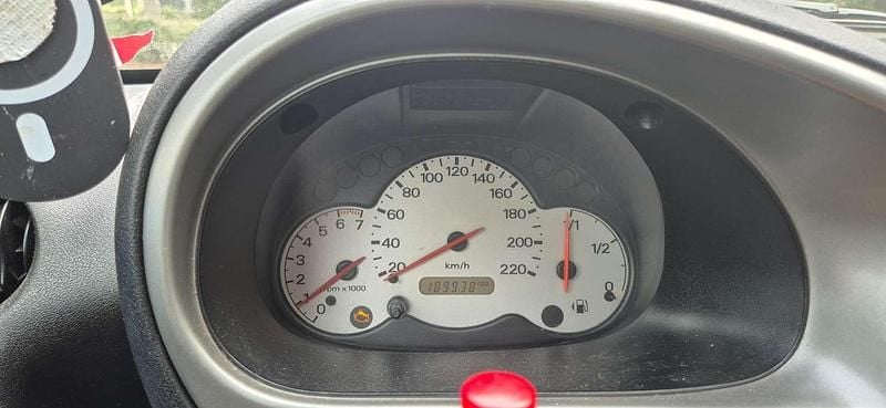 Blauw Gebruikt 2005 Ford Ka Hatchback | € 850 (Eerlijke prijs) - Afbeelding 1/3