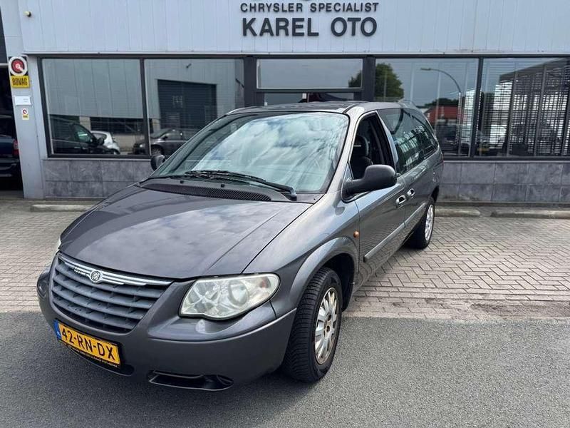 Grijs Gebruikt 2005 Chrysler Grand Voyager MPV | € 4.950 - Afbeelding 1/4