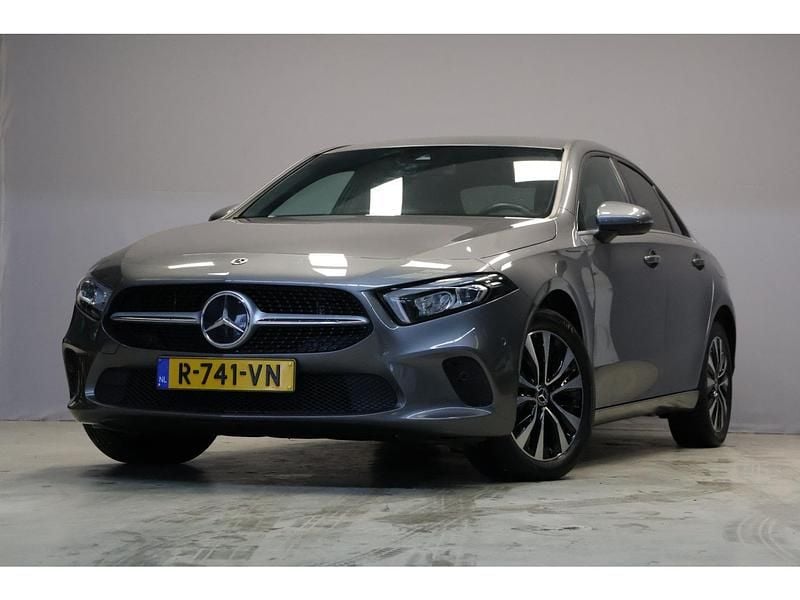 Occasion Mercedes A250 Business 161 PK (118 kW) 2022 Grijs Sedan