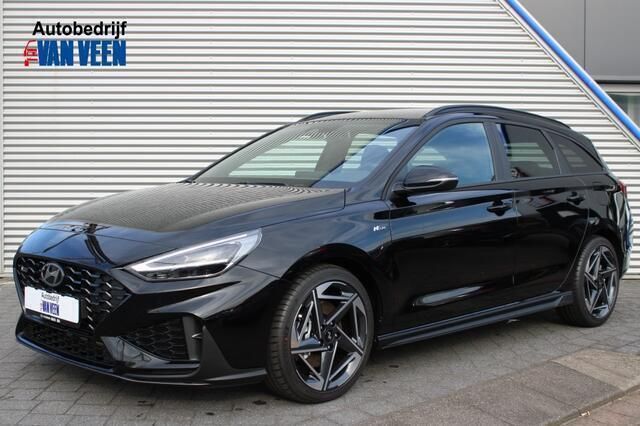 Zwart Nieuw 2025 Hyundai i30 N Line Stationwagen | € 35.945 (Eerlijke prijs) - Afbeelding 1/4
