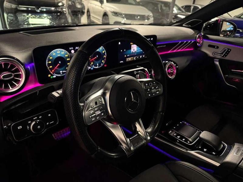 Occasion Mercedes A35 AMG AMG 306 PK (225 kW) 2019 Blauw Hatchback