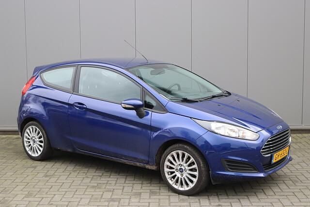 Occasion Ford Fiesta Style 65 PK (47 kW) 2015 Blauw Hatchback
