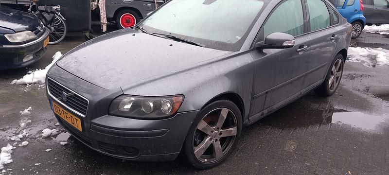 Occasion Volvo S40 2006 Grijs Sedan