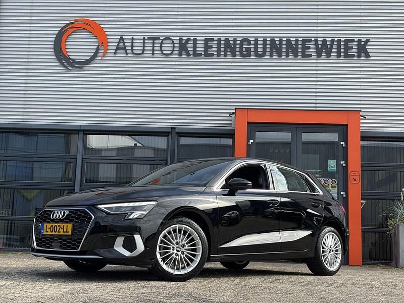 Zwart Gebruikt 2021 Audi A3 Business Hatchback | € 21.950 (Eerlijke prijs) - Afbeelding 1/4