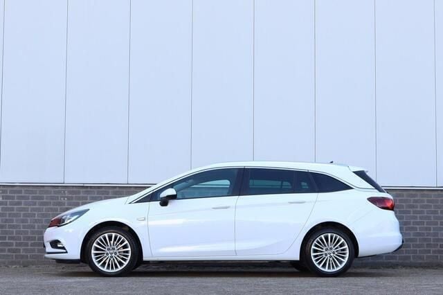 Occasion Opel Astra Innovation 150 PK (110 kW) 2016 Wit Stationwagen