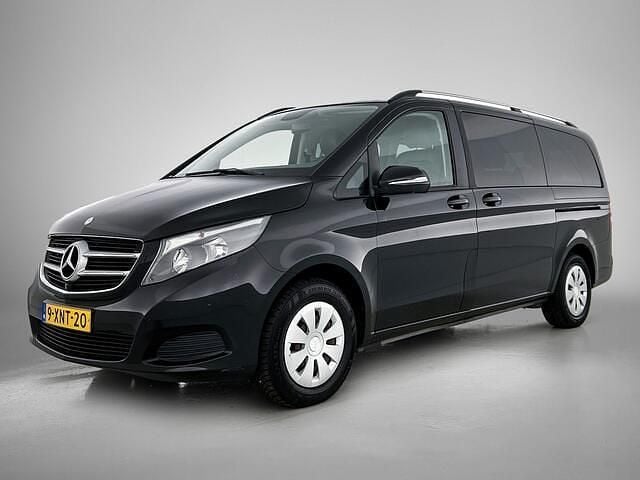 Zwart Occasion 2014 Mercedes V220 Avantgarde MPV | € 18.990 - Afbeelding 1/4