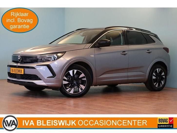 Grijs (metallic) Occasion 2022 Opel Grandland X Ultimate SUV | € 25.899 (Iets duurder) - Afbeelding 1/3