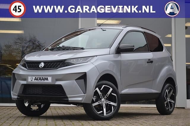 Nieuw Aixam Crossover Premium 2025 Zilver