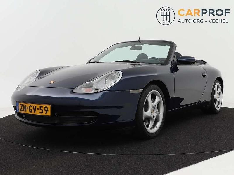 Blauw, metallic lak Gebruikt 1999 Porsche 911 Carrera Cabriolet Cabriolet | € 69.995 - Afbeelding 1/4