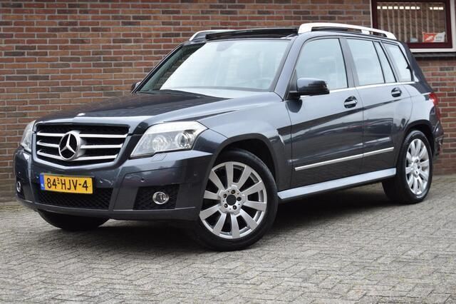 Grijs, metallic lak Gebruikt 2009 Mercedes GLK320 SUV | € 6.949 (Goede deal) - Afbeelding 1/4