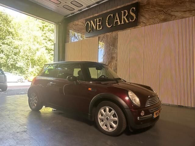 Rood Gebruikt 2003 Mini Cooper Pepper Hatchback | € 2.850 (Super prijs) - Afbeelding 1/4