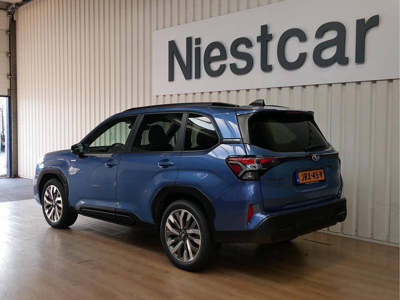 Nieuw Subaru Forester Premium 2026 Blauw SUV