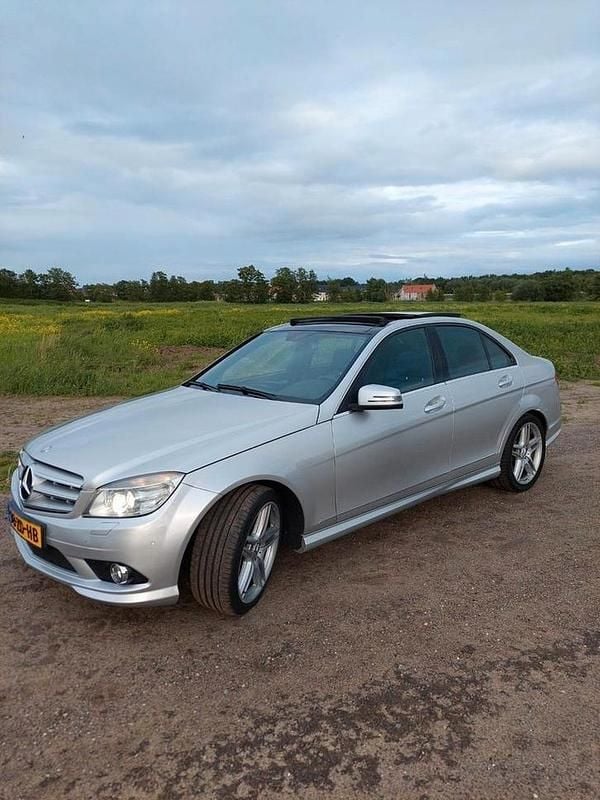 Gebruikt 2008 Mercedes C350 Sedan | € 10.950 (Eerlijke prijs) - Afbeelding 1/4