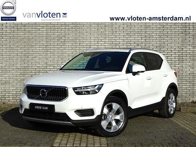 Wit Occasion 2020 Volvo XC40 Momentum SUV | € 23.950 (Eerlijke prijs) - Afbeelding 1/4