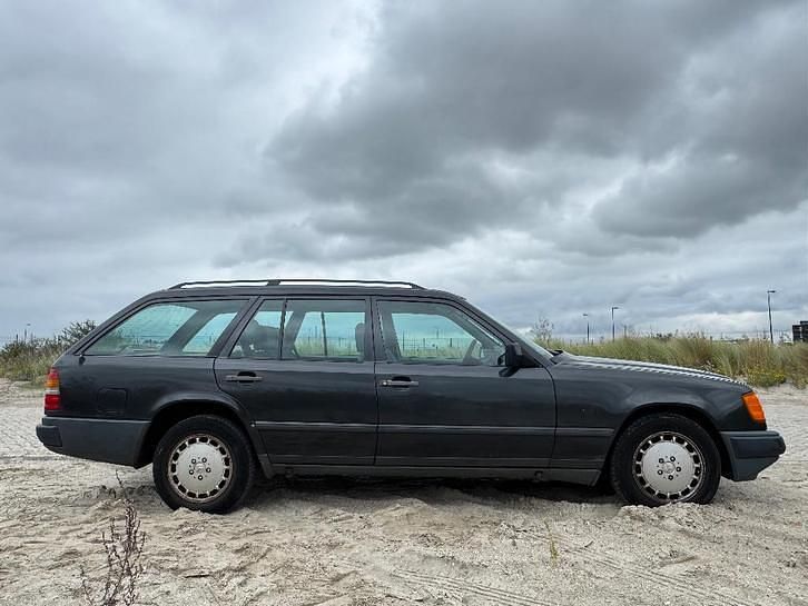 Occasion Mercedes E230 132 PK (97 kW) 1986