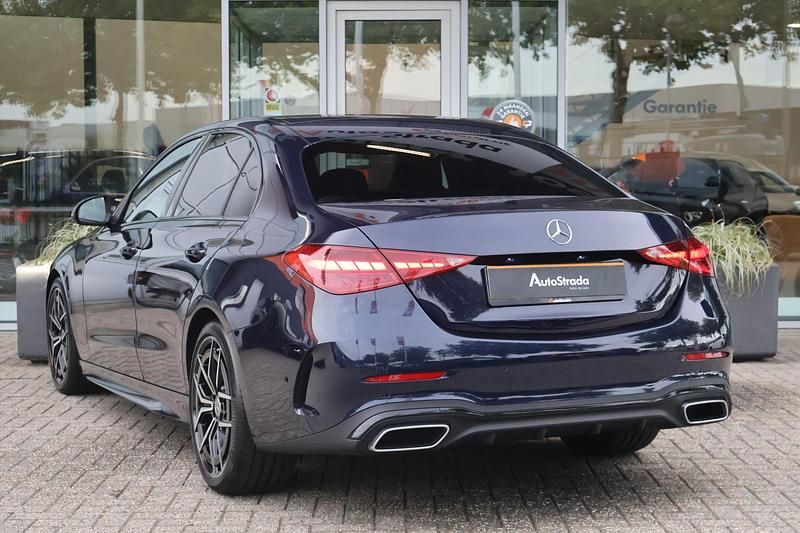 Occasion Mercedes C200 AMG line 204 PK (150 kW) 2021 Blauw Sedan