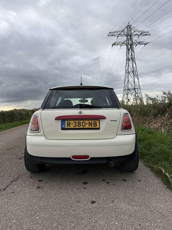 Occasion Mini Cooper 75 PK (55 kW) 2009 Wit Hatchback