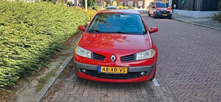 Gebruikt 2007 Renault Mégane II | € 2.350 (Iets duurder) - Afbeelding 1/4