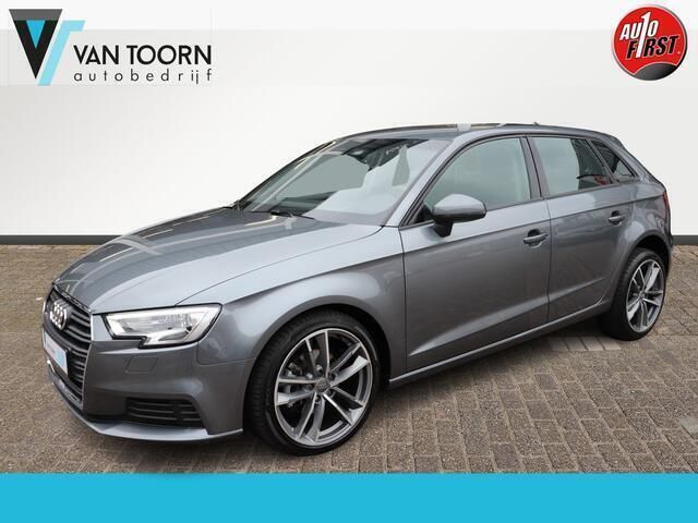 Grijs Gebruikt 2017 Audi A3 Sportback Proline Hatchback | € 14.948 (Eerlijke prijs) - Afbeelding 1/4