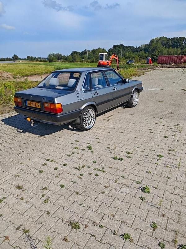 Gebruikt 1984 Audi 80 | € 9.999 - Afbeelding 1/1