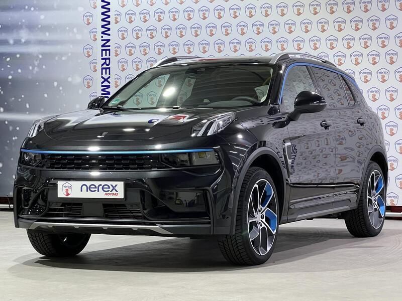 Zwart Gebruikt 2022 Lynk & Co 01 SUV | € 23.945 (Eerlijke prijs) - Afbeelding 1/4