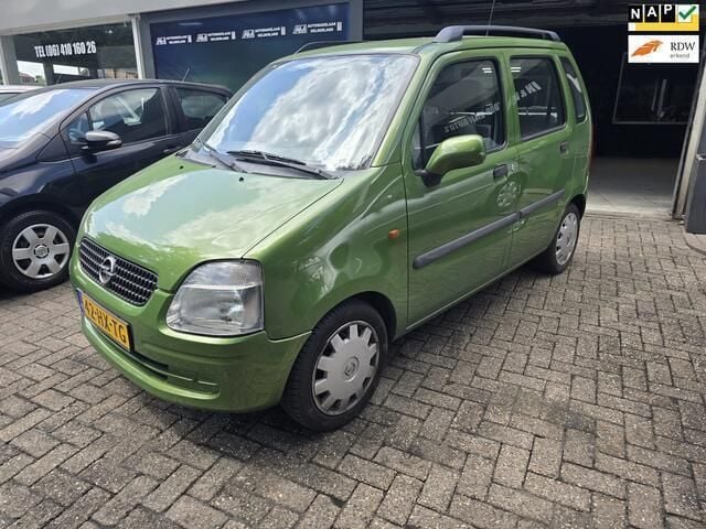 Groen Gebruikt 2002 Opel Agila Comfort Hatchback | € 850 (Goede deal) - Afbeelding 1/4