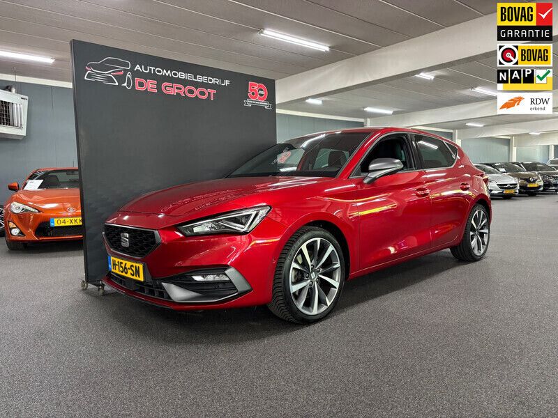 Rood Gebruikt 2020 Seat Leon FR Hatchback | € 21.500 (Eerlijke prijs) - Afbeelding 1/4