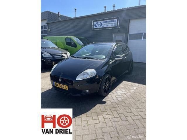 Zwart Gebruikt 2007 Fiat Punto Hatchback | € 2.450 (Duur) - Afbeelding 1/4
