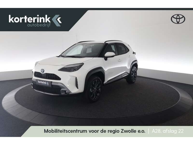 Wit Gebruikt 2022 Toyota Yaris Cross X-plore SUV | € 27.950 (Eerlijke prijs) - Afbeelding 1/4