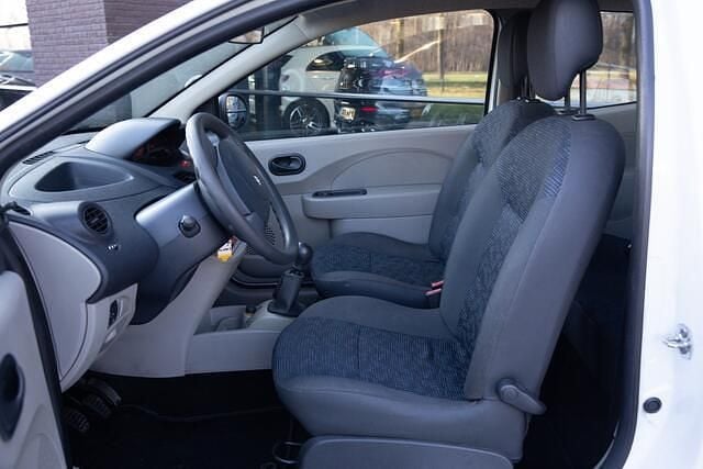 Occasion Renault Twingo Authentique 59 PK (43 kW) 2008 Wit Hatchback