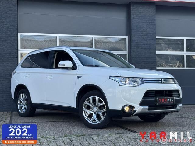 Wit Gebruikt 2015 Mitsubishi Outlander Edition SUV | € 12.499 (Goede deal) - Afbeelding 1/4