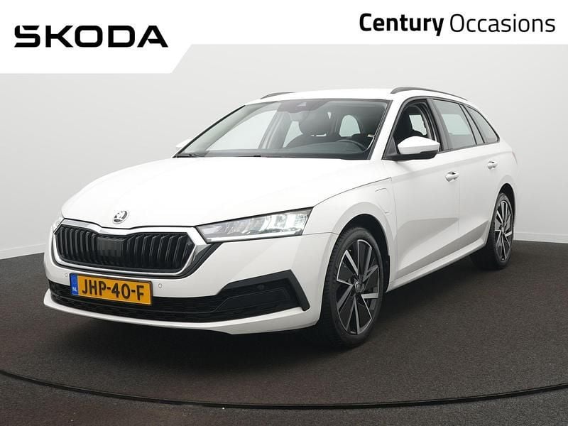 Wit Gebruikt 2022 Skoda Octavia Business Line Stationwagen | € 21.345 (Goede deal) - Afbeelding 1/4