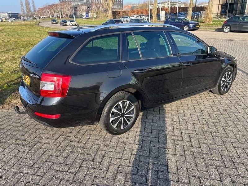 Occasion Skoda Octavia Elegance 140 PK (102 kW) 2014 Hatchback