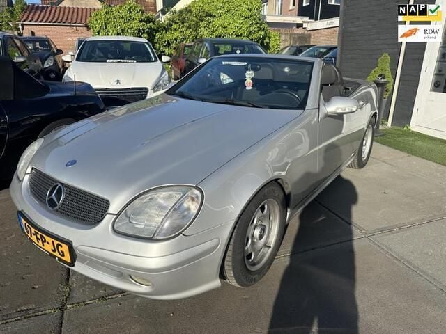 Grijs Gebruikt 2000 Mercedes SLK200 Cabriolet | € 5.800 (Eerlijke prijs) - Afbeelding 1/4