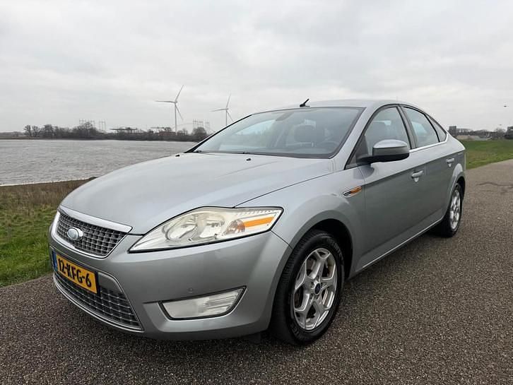 Occasion Ford Mondeo Limited 146 PK (107 kW) 2009 Grijs Hatchback
