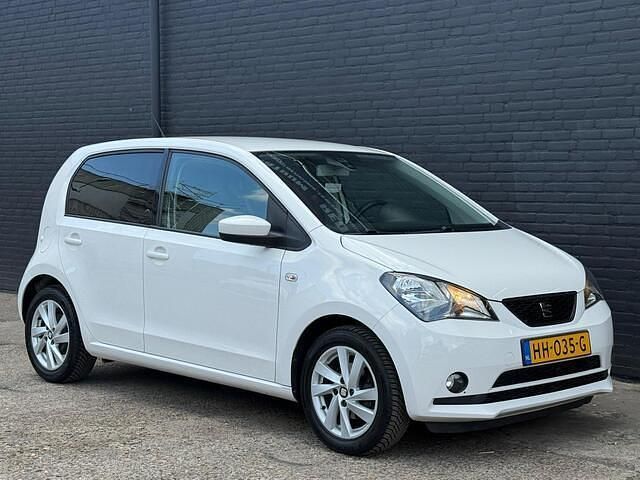 Wit Gebruikt 2016 Seat Mii CONNECT Hatchback | € 5.245 (Eerlijke prijs) - Afbeelding 1/4