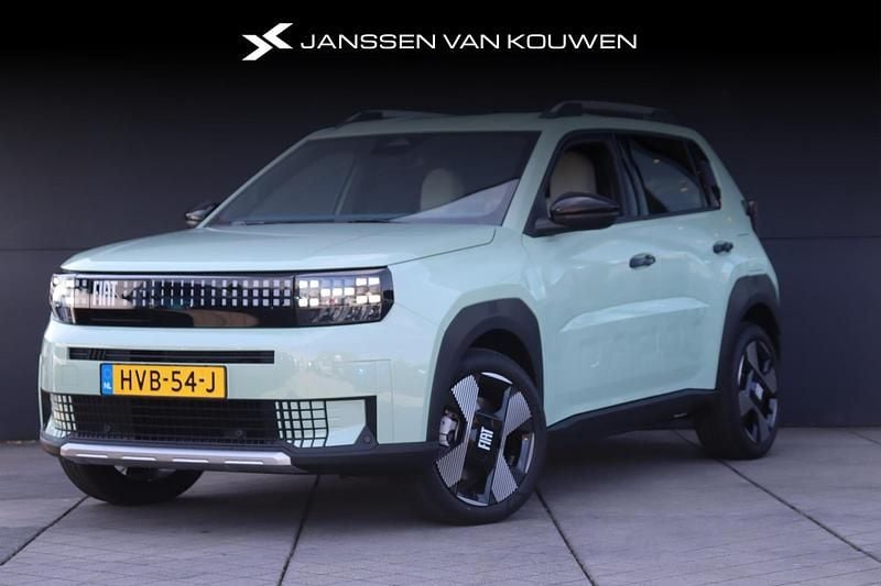 Groen Gebruikt 2025 Fiat Grande Panda La Prima Hatchback | € 22.935 (Super prijs) - Afbeelding 1/4