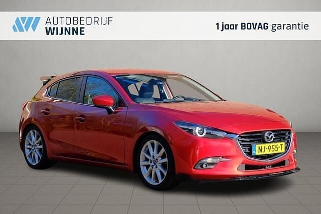 Occasion Mazda 3 120 PK (88 kW) 2017 Rood Hatchback
