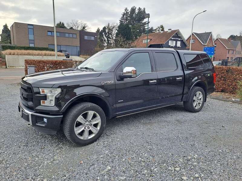 Zwart Gebruikt 2016 Ford F-150 Platinum Pickup | € 39.930 - Afbeelding 1/4