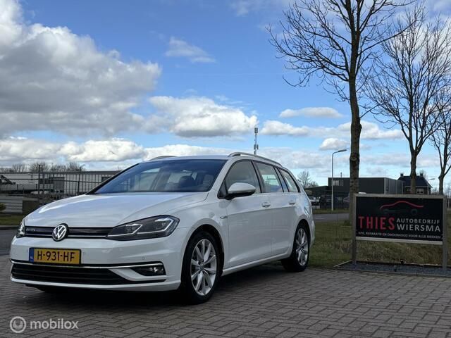 Wit Gebruikt 2020 VW Golf VIII Highline Stationwagen | € 15.900 (Goede deal) - Afbeelding 1/4