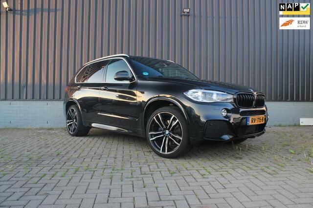 Zwart Gebruikt 2017 BMW X5 SUV | € 22.950 (Super prijs) - Afbeelding 1/4