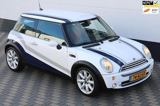 Wit Gebruikt 2005 Mini Cooper Chili Hatchback | € 2.995 (Super prijs) - Afbeelding 1/4